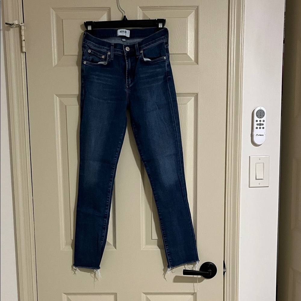Agolde Women's Dark Blue Cropped Jeans CE017